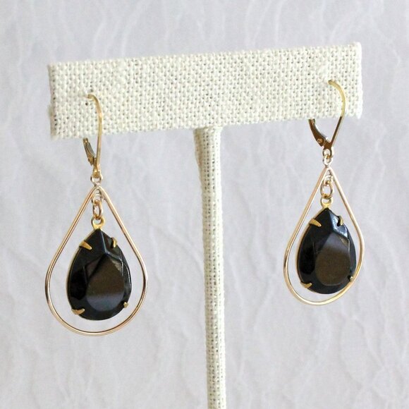 Vintage Rhinestone Earrings, Black Teardrop Earrings, Gold Fill Leverbac… - Picture 7 of 9